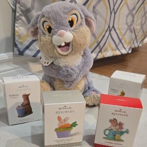 Hallmark Keepsake Thumper Plush with Ornaments - Gray and White